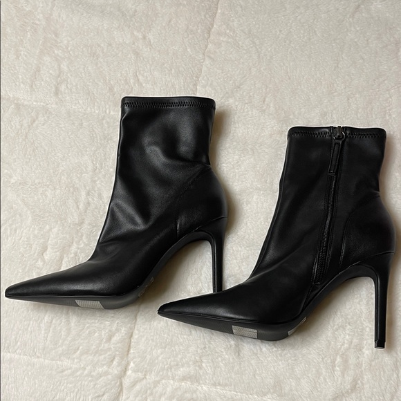 Elegant Black Women's Ankle Boots - Picture 2 of 11